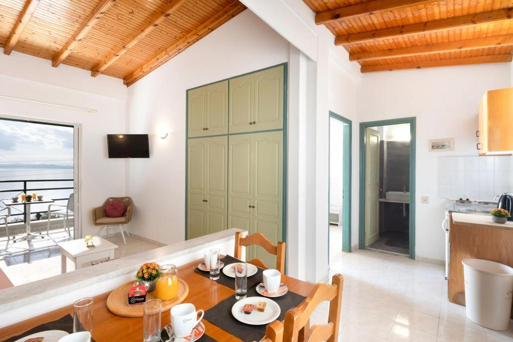 Nissaki Sea View Apartments Ниссаки Экстерьер фото