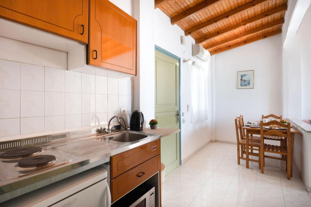 Nissaki Sea View Apartments Ниссаки Экстерьер фото